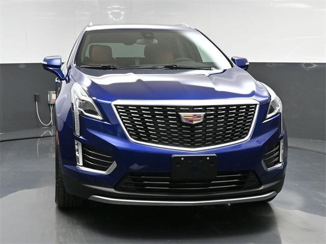 new 2025 Cadillac XT5 car, priced at $56,010