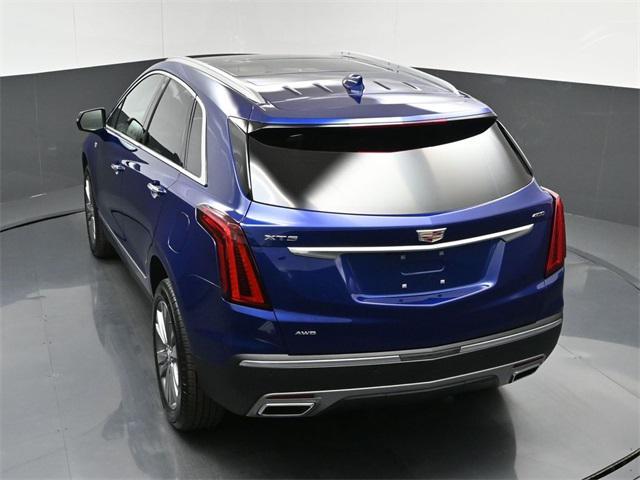 new 2025 Cadillac XT5 car, priced at $56,010