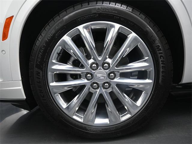 new 2025 Cadillac XT6 car