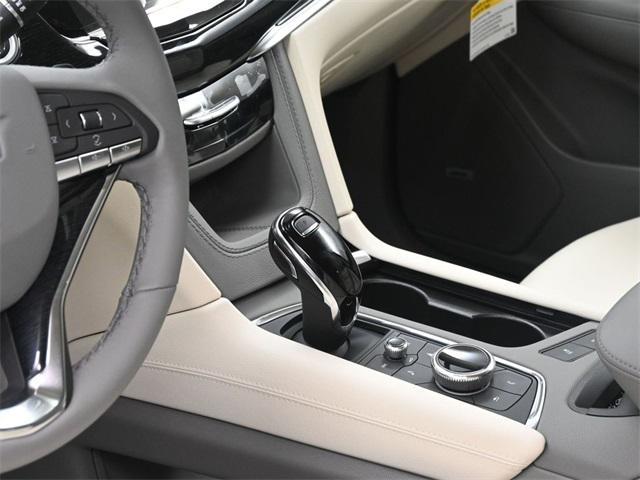 new 2025 Cadillac XT6 car