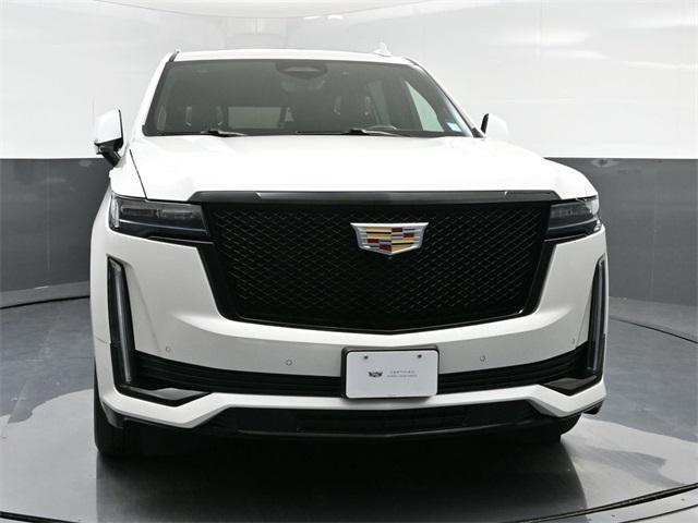 used 2021 Cadillac Escalade ESV car, priced at $71,169