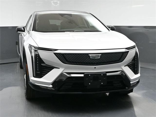 new 2025 Cadillac OPTIQ car, priced at $56,889
