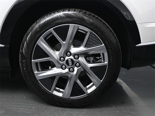 new 2025 Cadillac OPTIQ car, priced at $56,889
