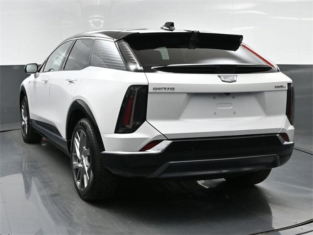 new 2025 Cadillac OPTIQ car, priced at $56,889