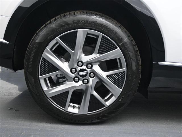 new 2025 Cadillac OPTIQ car, priced at $56,889