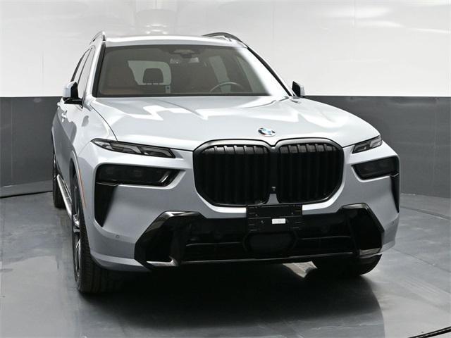 used 2023 BMW X7 car