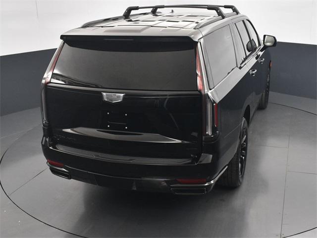 new 2024 Cadillac Escalade ESV car