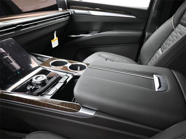 new 2025 Cadillac Escalade ESV car