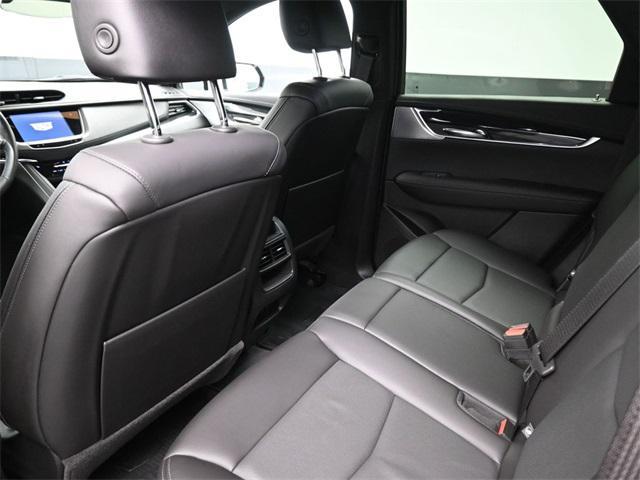 used 2022 Cadillac XT5 car, priced at $35,588
