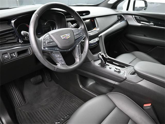 used 2022 Cadillac XT5 car, priced at $35,588
