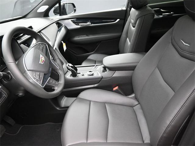 new 2025 Cadillac XT5 car, priced at $55,110