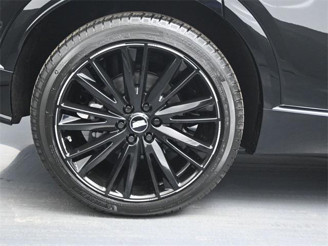 new 2025 Cadillac LYRIQ car, priced at $68,404
