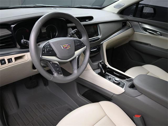 used 2023 Cadillac XT5 car, priced at $39,995