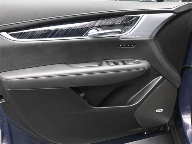 new 2025 Cadillac XT6 car