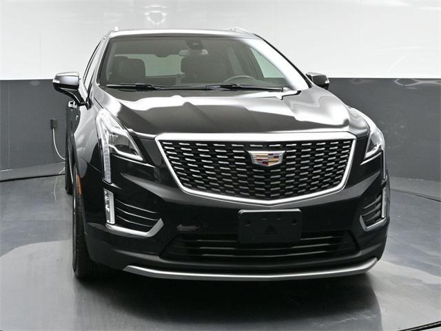 used 2022 Cadillac XT5 car, priced at $31,791