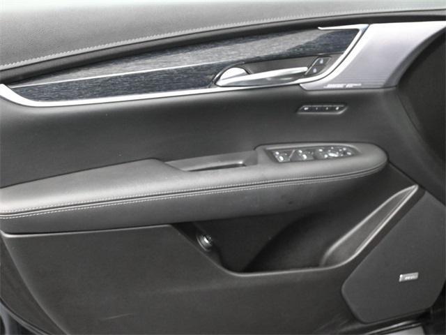 used 2022 Cadillac XT5 car, priced at $31,791
