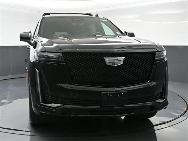 new 2024 Cadillac Escalade ESV car