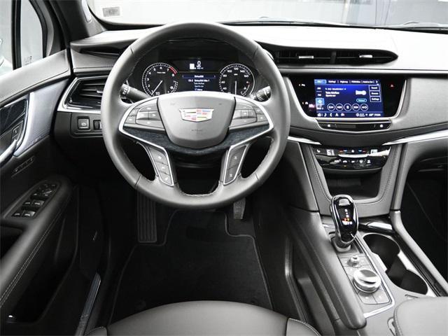 new 2025 Cadillac XT5 car, priced at $55,485