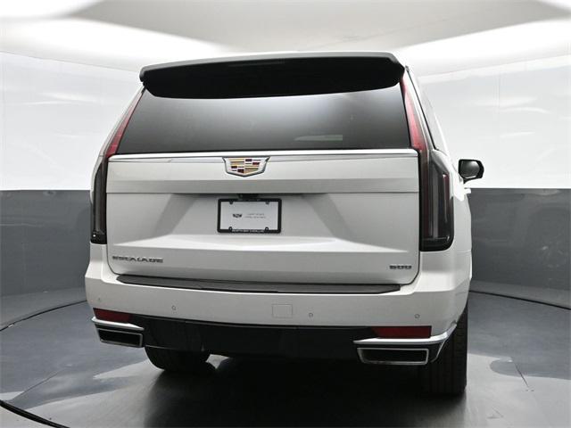 used 2022 Cadillac Escalade ESV car, priced at $63,415