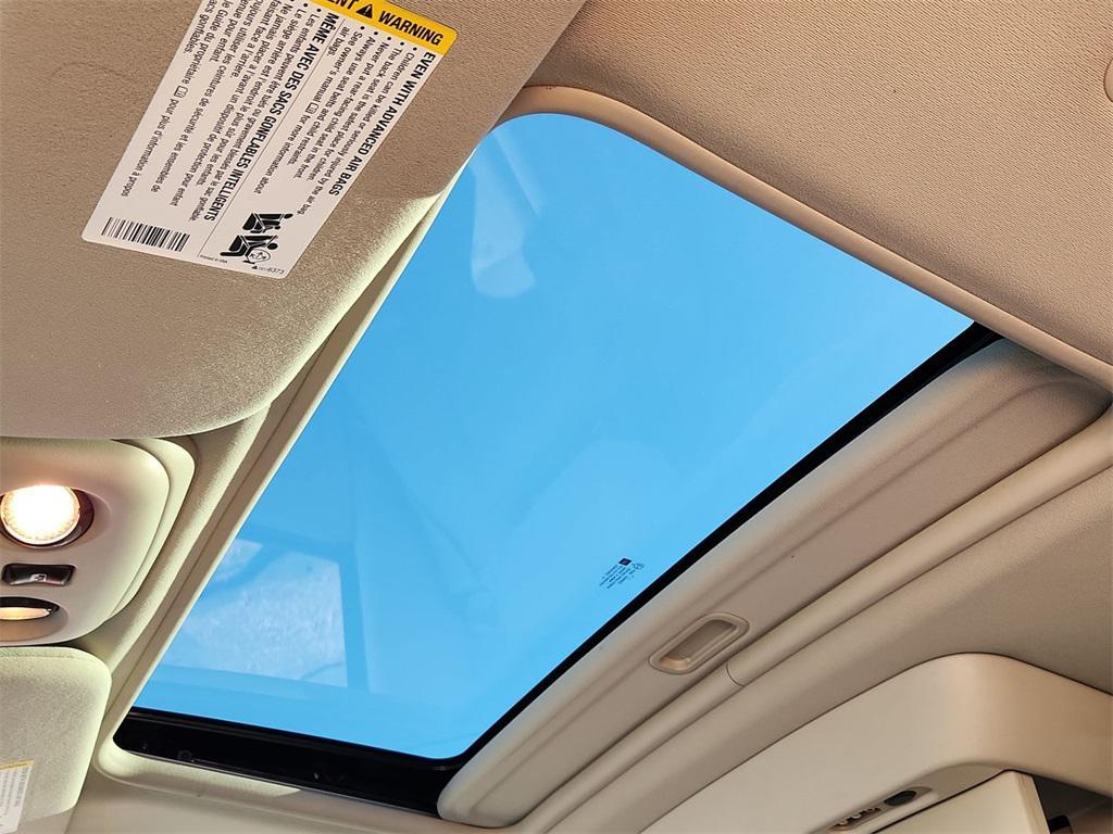 used 2006 Cadillac Escalade ESV car, priced at $12,678