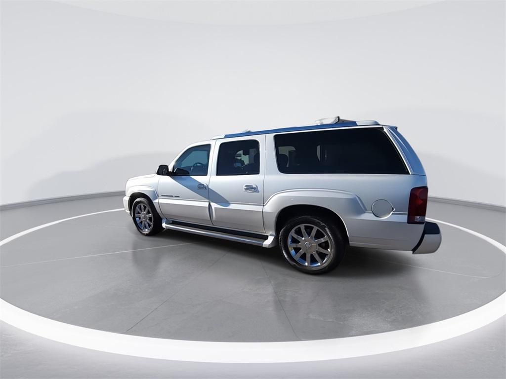 used 2006 Cadillac Escalade ESV car, priced at $12,678