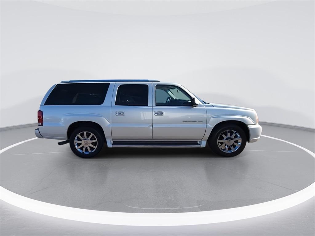 used 2006 Cadillac Escalade ESV car, priced at $12,678