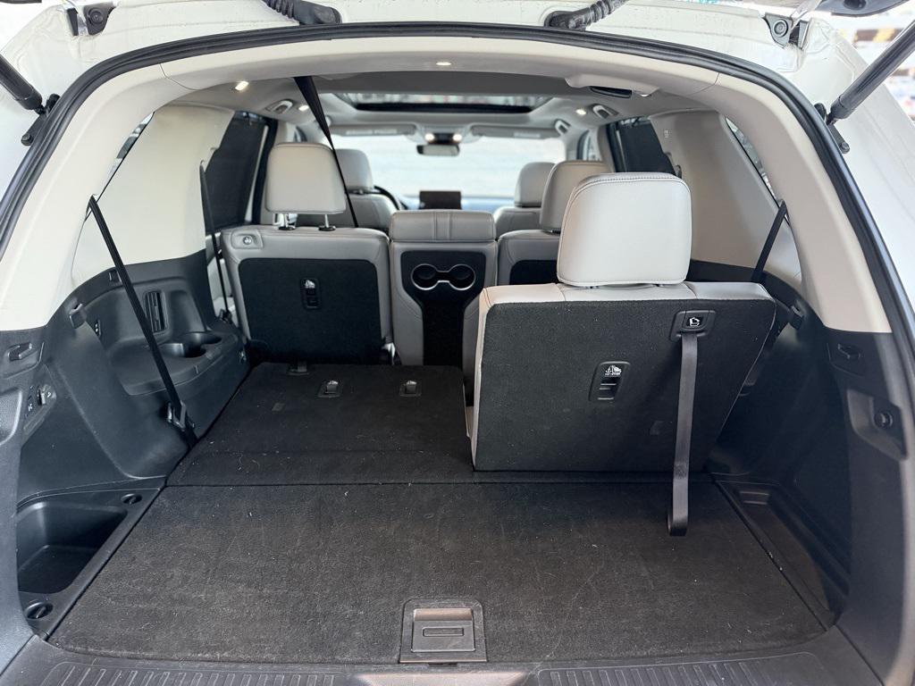 used 2025 Honda Pilot car, priced at $45,678