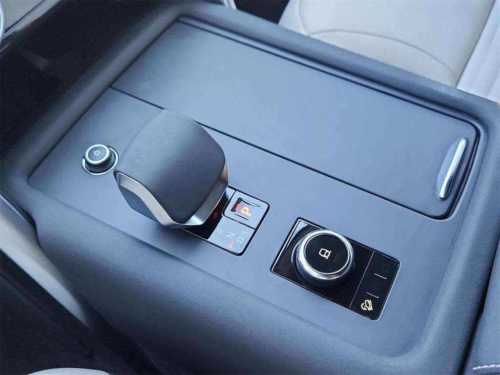 used 2023 Land Rover Discovery car, priced at $49,887