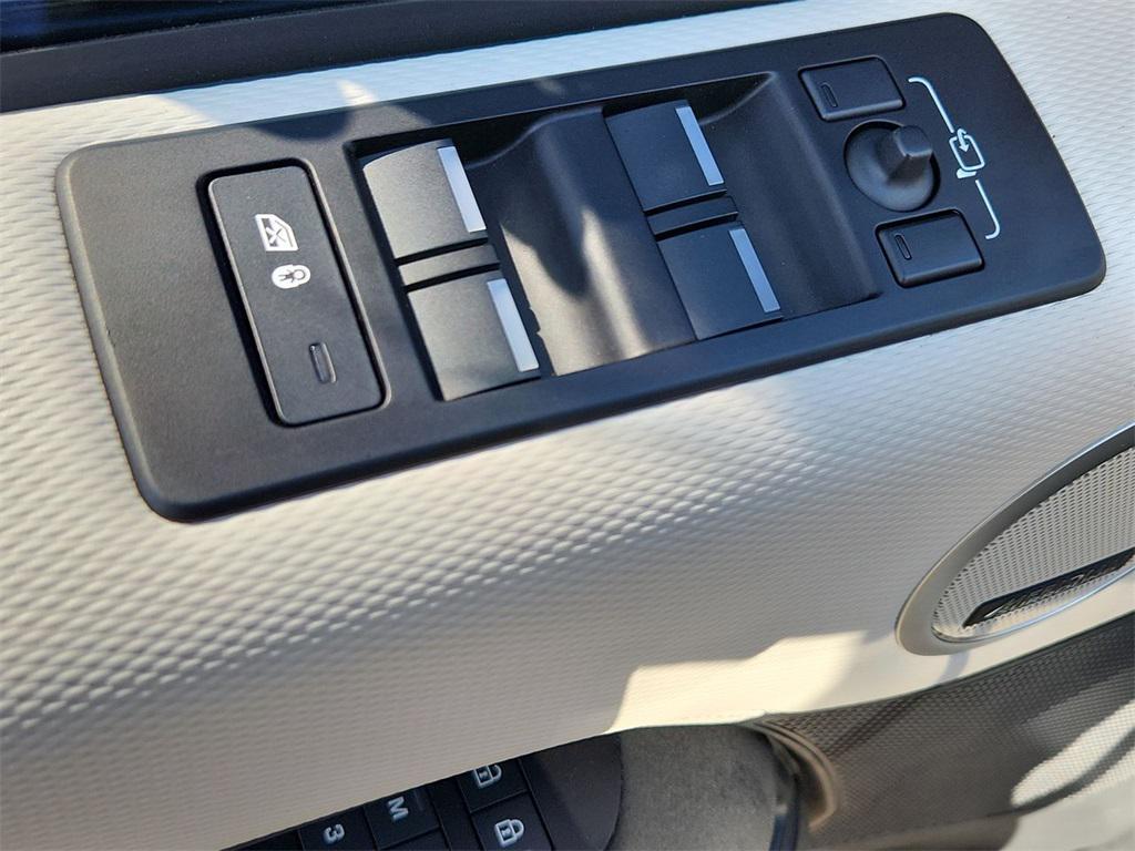 used 2023 Land Rover Discovery car, priced at $49,887