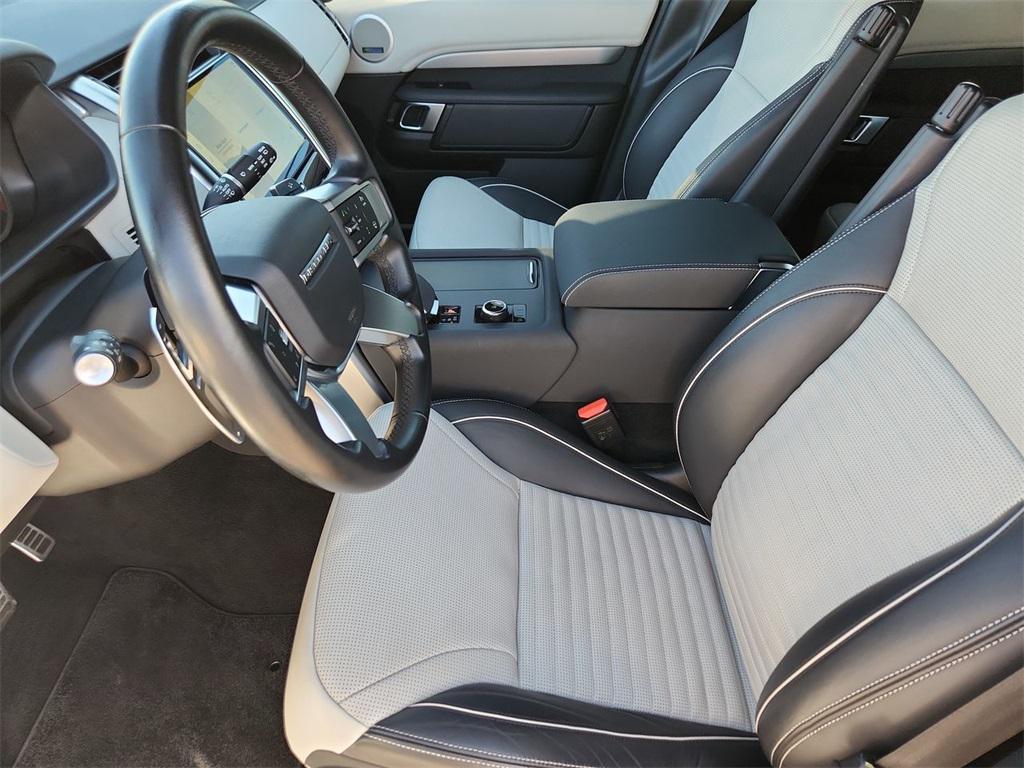 used 2023 Land Rover Discovery car, priced at $49,887