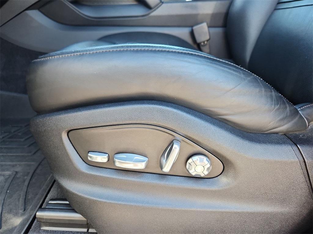 used 2020 Porsche Cayenne car, priced at $49,999