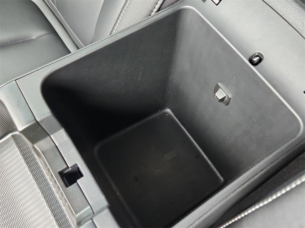 used 2024 Jeep Grand Cherokee car, priced at $40,665