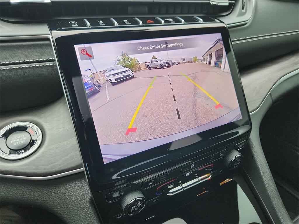 used 2024 Jeep Grand Cherokee car, priced at $40,665