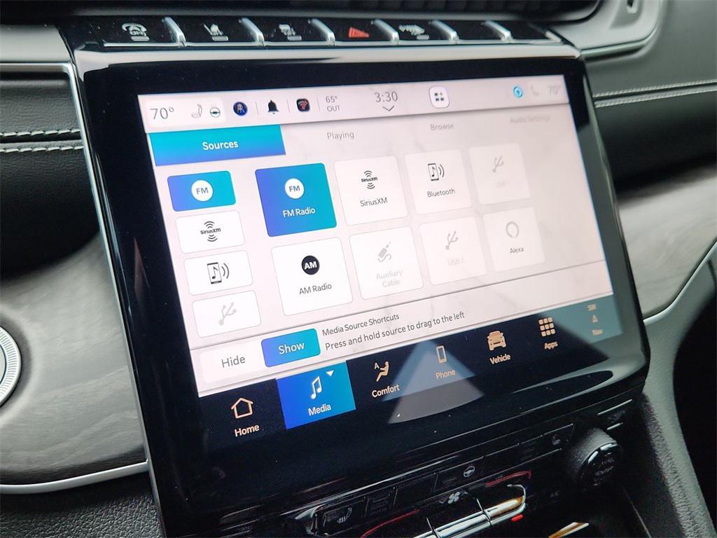 used 2024 Jeep Grand Cherokee car, priced at $40,665