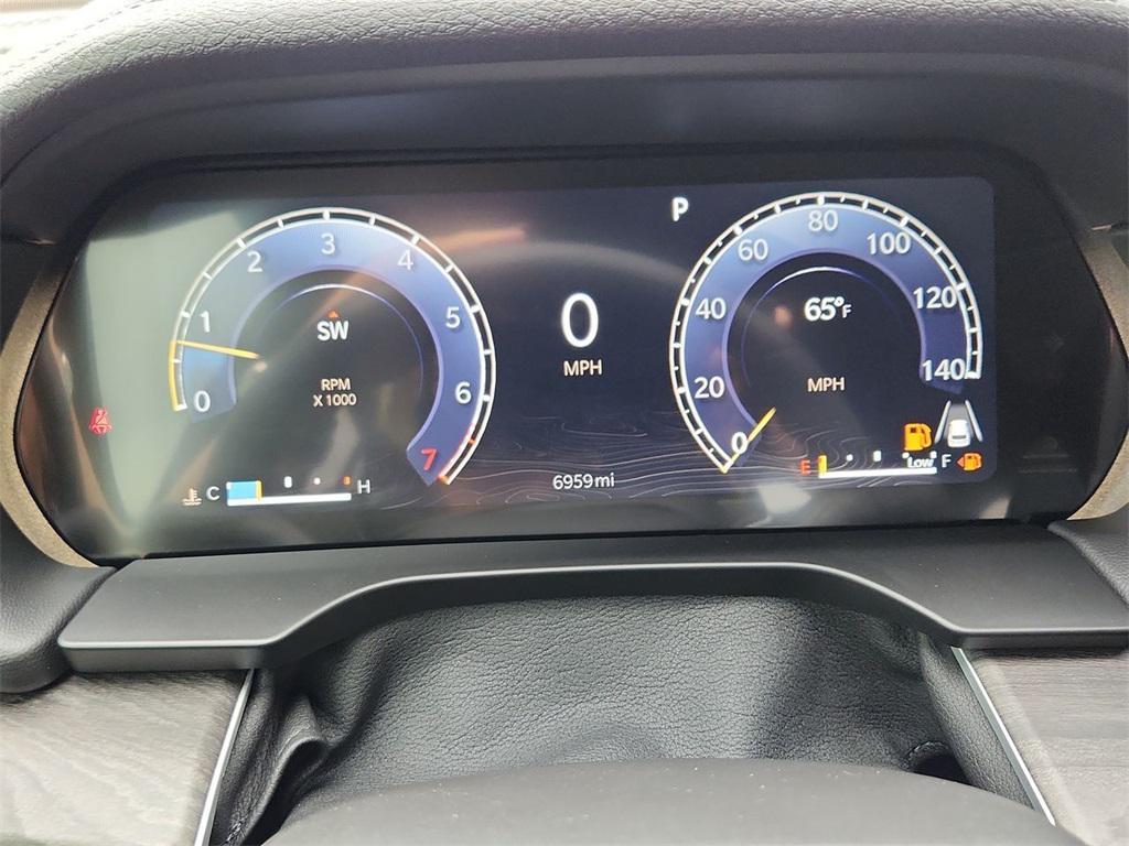 used 2024 Jeep Grand Cherokee car, priced at $40,665