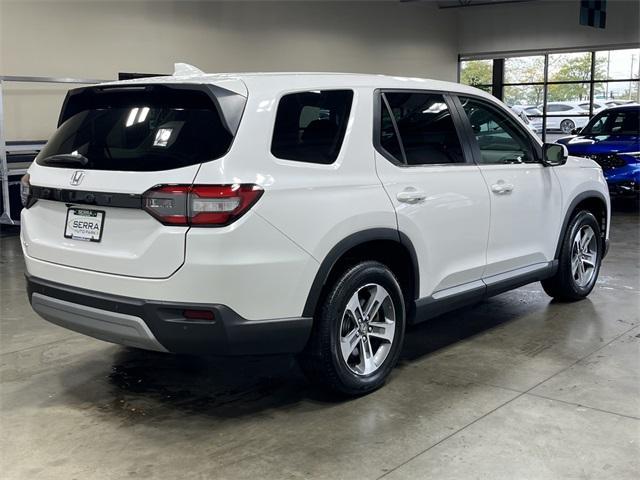 used 2025 Honda Pilot car, priced at $42,977