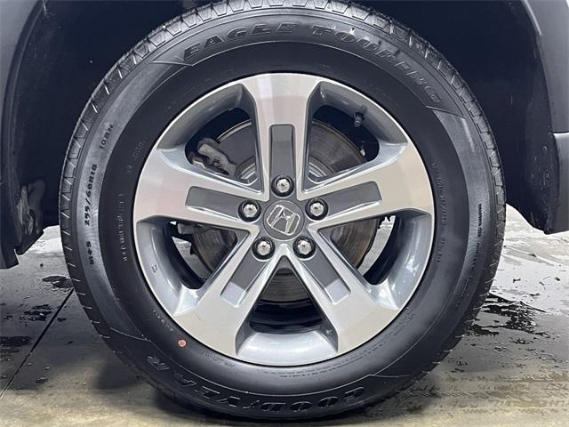 used 2025 Honda Pilot car, priced at $42,977