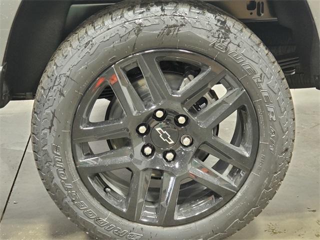 new 2025 Chevrolet Colorado car, priced at $43,850