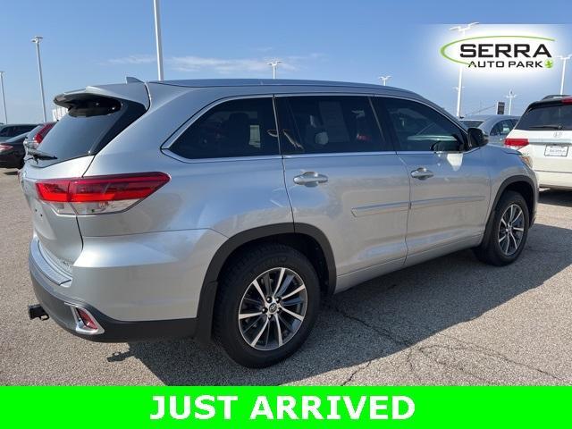 used 2018 Toyota Highlander car, priced at $24,477