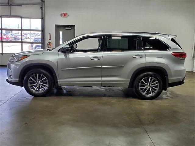 used 2018 Toyota Highlander car, priced at $24,477