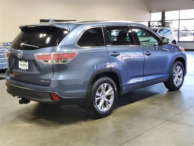 used 2015 Toyota Highlander car, priced at $14,400