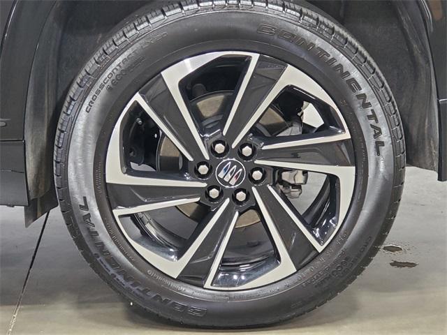 used 2025 Buick Enclave car, priced at $44,977