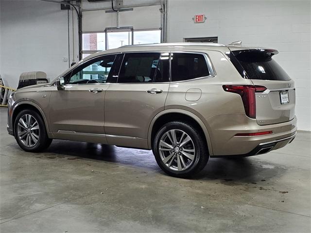 used 2022 Cadillac XT6 car, priced at $29,877