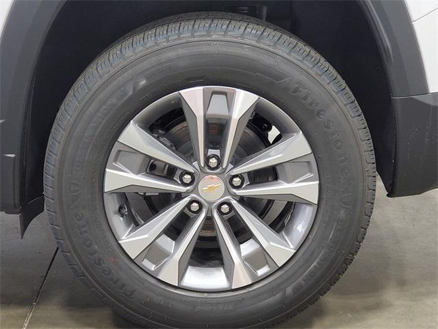 new 2026 Chevrolet Equinox car, priced at $29,995