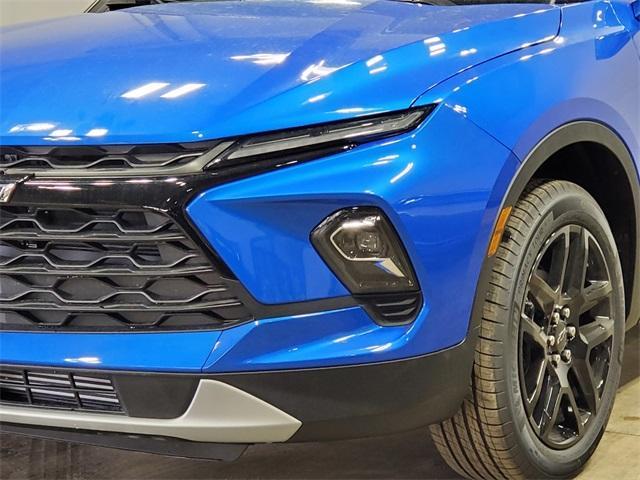 new 2025 Chevrolet Blazer car, priced at $39,820