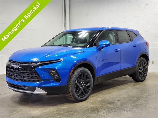 new 2025 Chevrolet Blazer car, priced at $39,309
