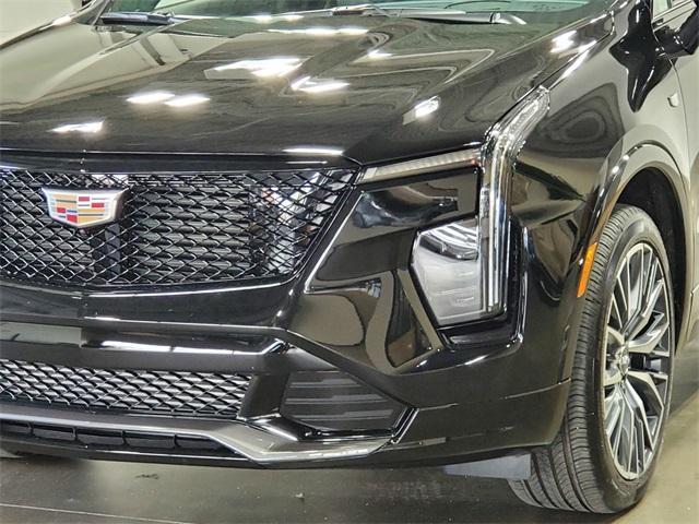 used 2025 Cadillac XT4 car, priced at $47,977