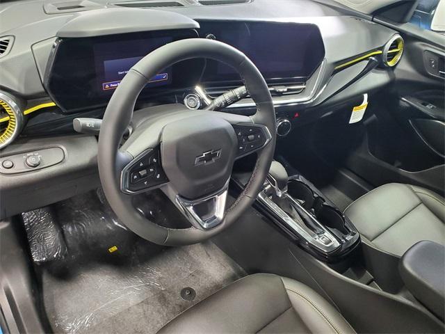 new 2025 Chevrolet Trax car, priced at $26,290