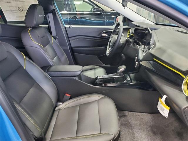 new 2025 Chevrolet Trax car, priced at $26,290
