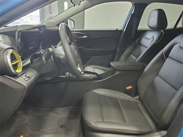 new 2025 Chevrolet Trax car, priced at $26,290